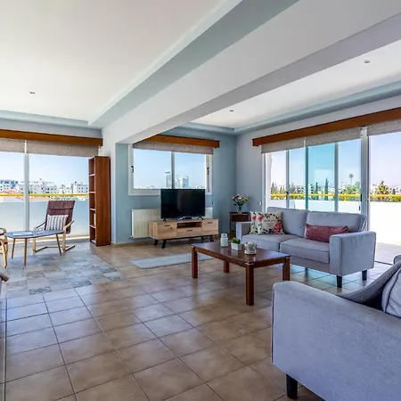 Апартаменты Melograno 3-br W/ Terrace In