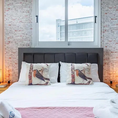 Melograno 2-br & Terrace In * Ларнака