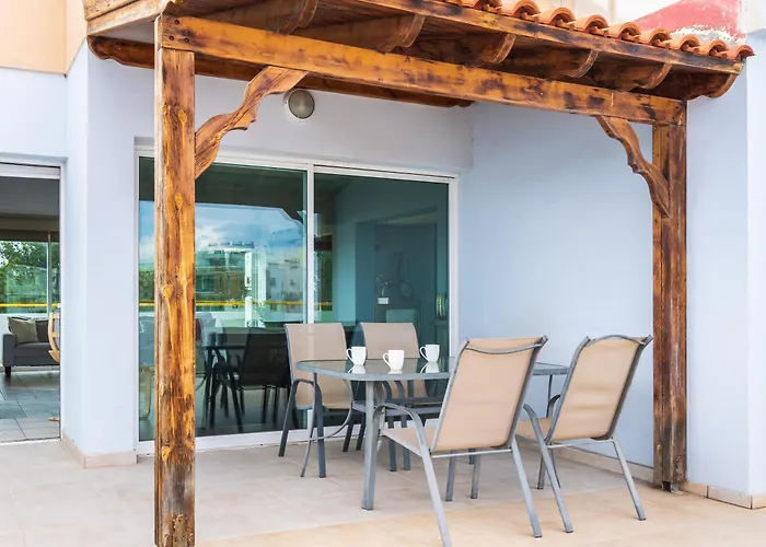 Апартаменты Melograno 2-br & Terrace In *