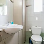 Melograno 2-br & Terrace In لارنكا