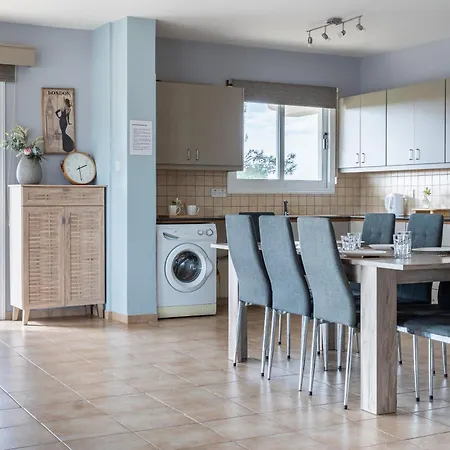 Melograno 2-br & Terrace In Apartament Larnaca