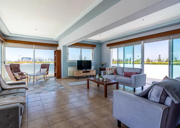 Apartament Melograno 2-br & Terrace In