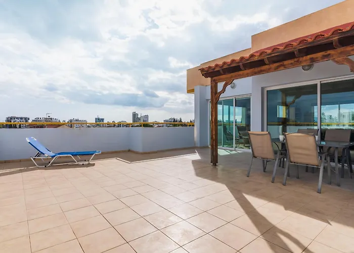 Melograno 2-br & Terrace In *