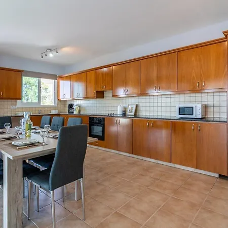 Melograno 3-br W/ Terrace In * Ларнака