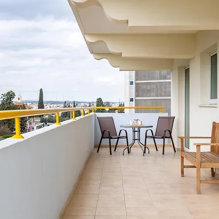 Appartamento Melograno 2-br & Terrace In *